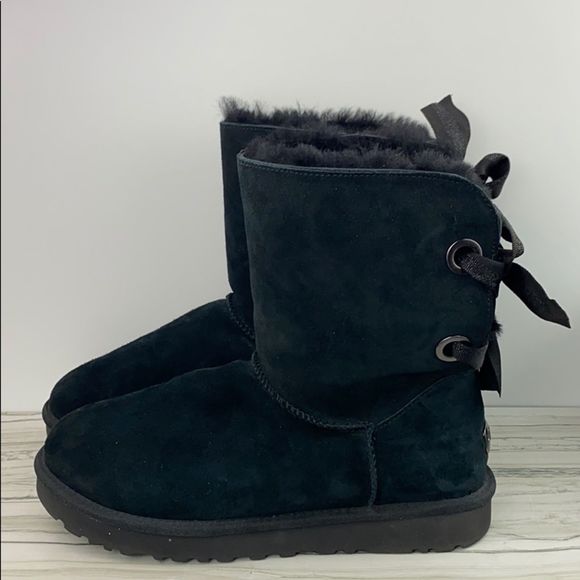 UGG Shoes - UGG CUSTOMIZABLE BAILEY BOW (WOMEN'S 10)